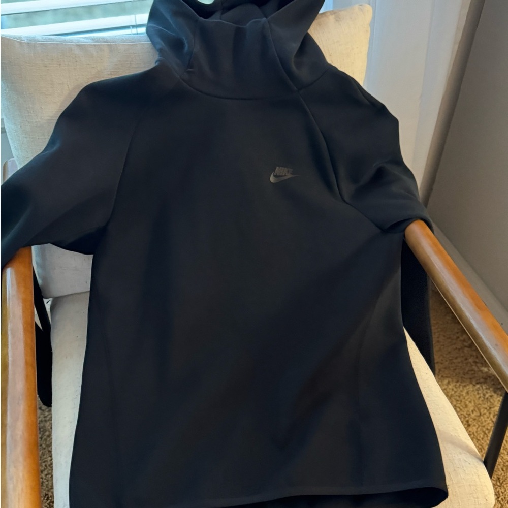 Nike Black High-Neck Pullover